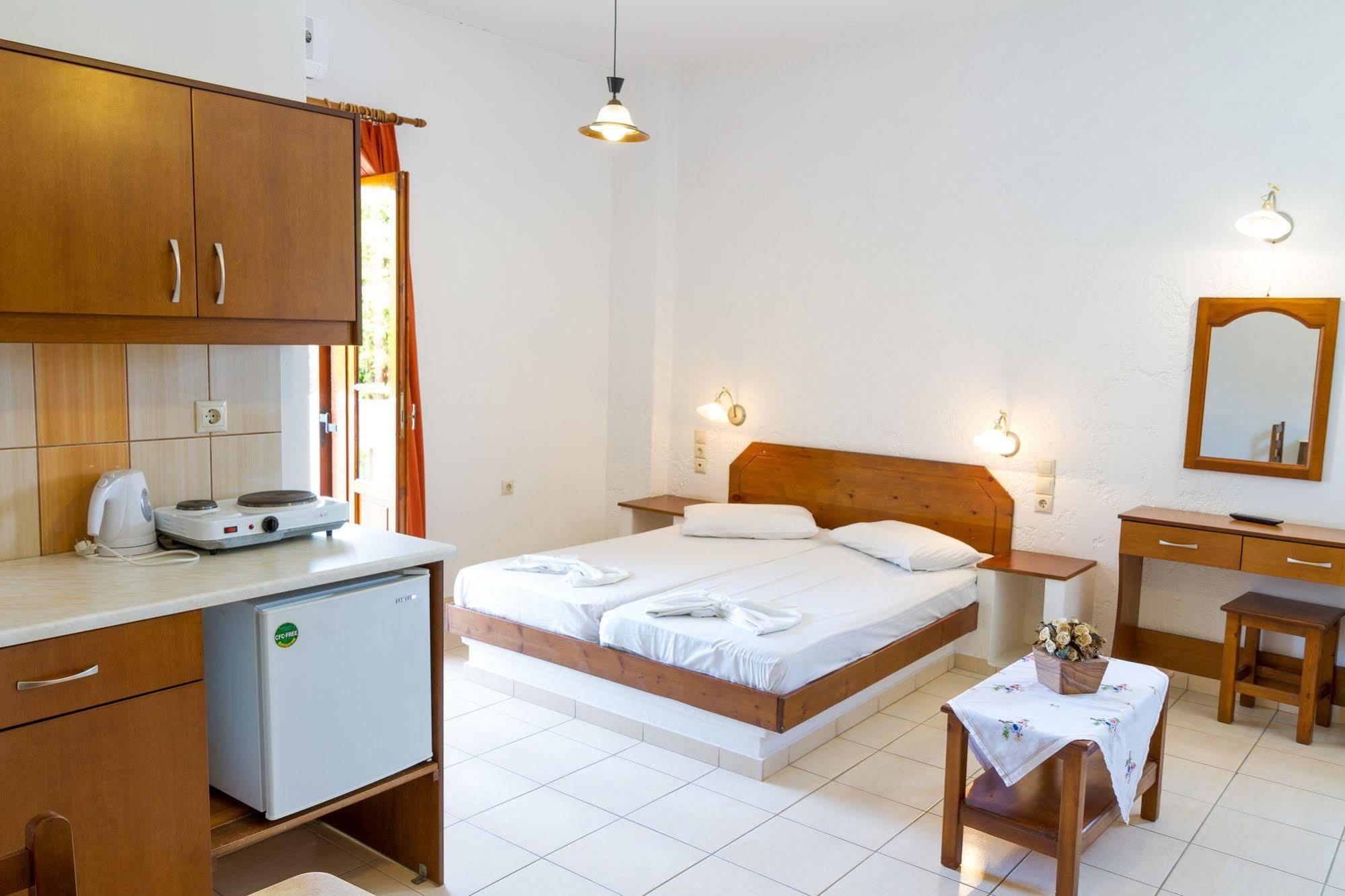 Ideal Hotel Kokkini Hani Zewnętrze zdjęcie