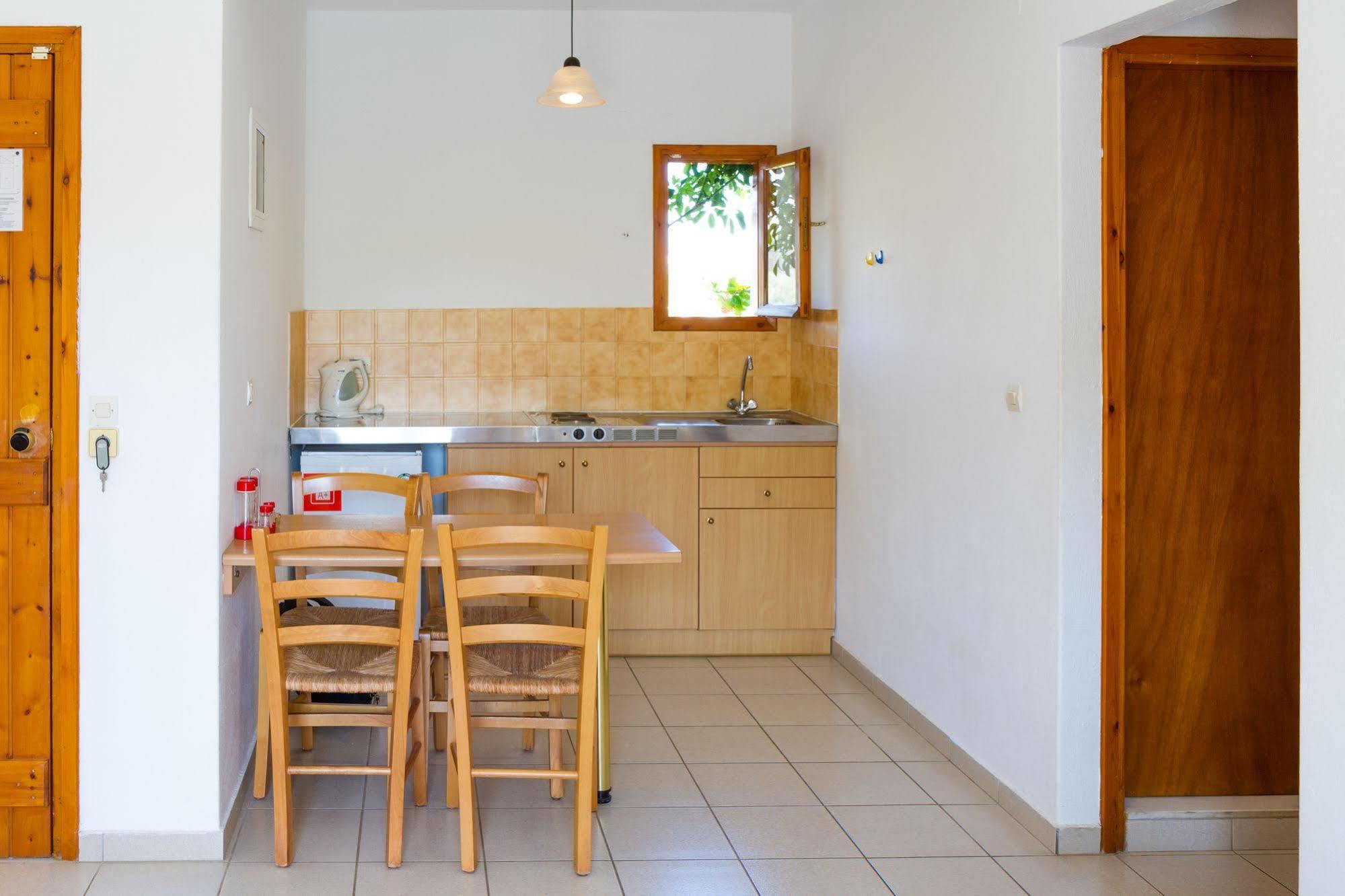 Ideal Hotel Kokkini Hani Zewnętrze zdjęcie